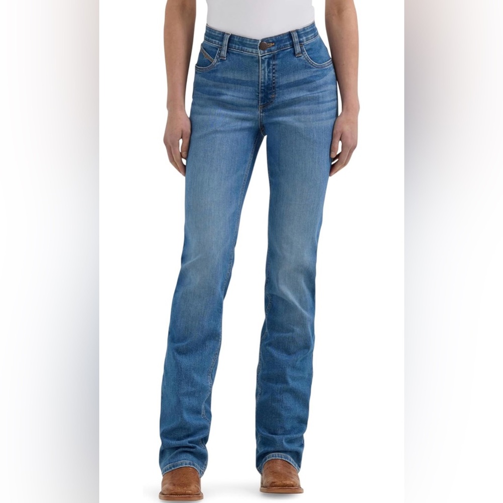 Wrangler Women's Light Blue Mid Rise Boot-Cut Jeans